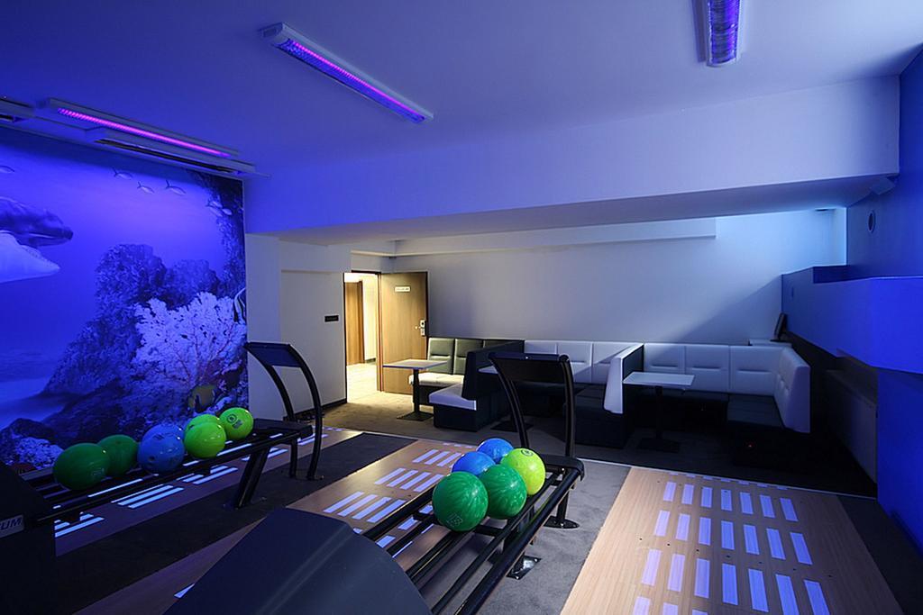 Hotel Grafit Kostomloty Pierwsze Buitenkant foto